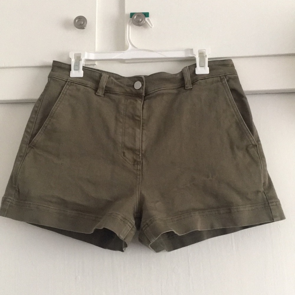 Everlane Cotton Twill Short in Surplus